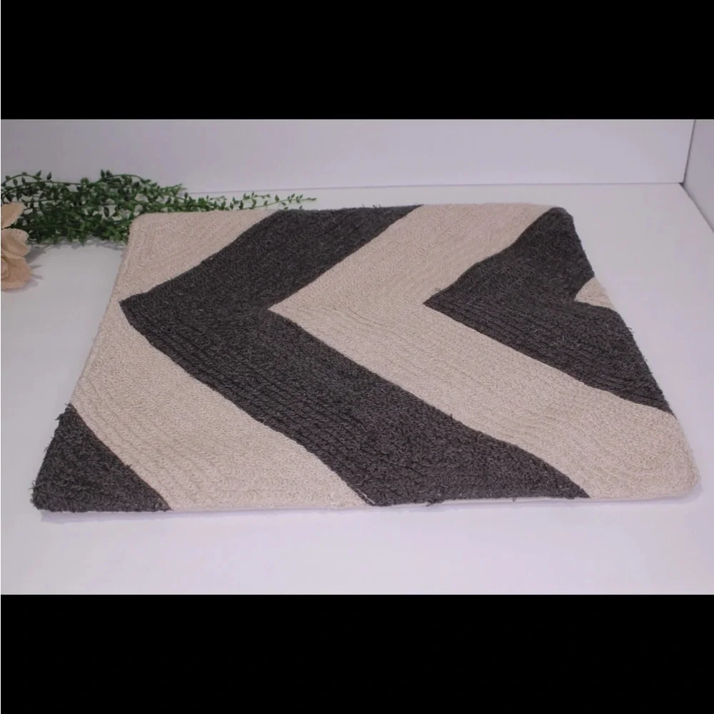 Pottery Barn Chevron Grey and Cream Pillow Sham 16